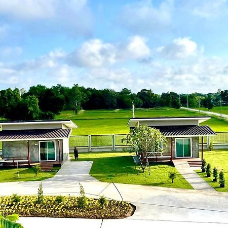 Farm View Resort @Uthai Thani ฟาร์มวิว รีสอร์ท อุทัยธานี Nong Khayang Exteriér fotografie