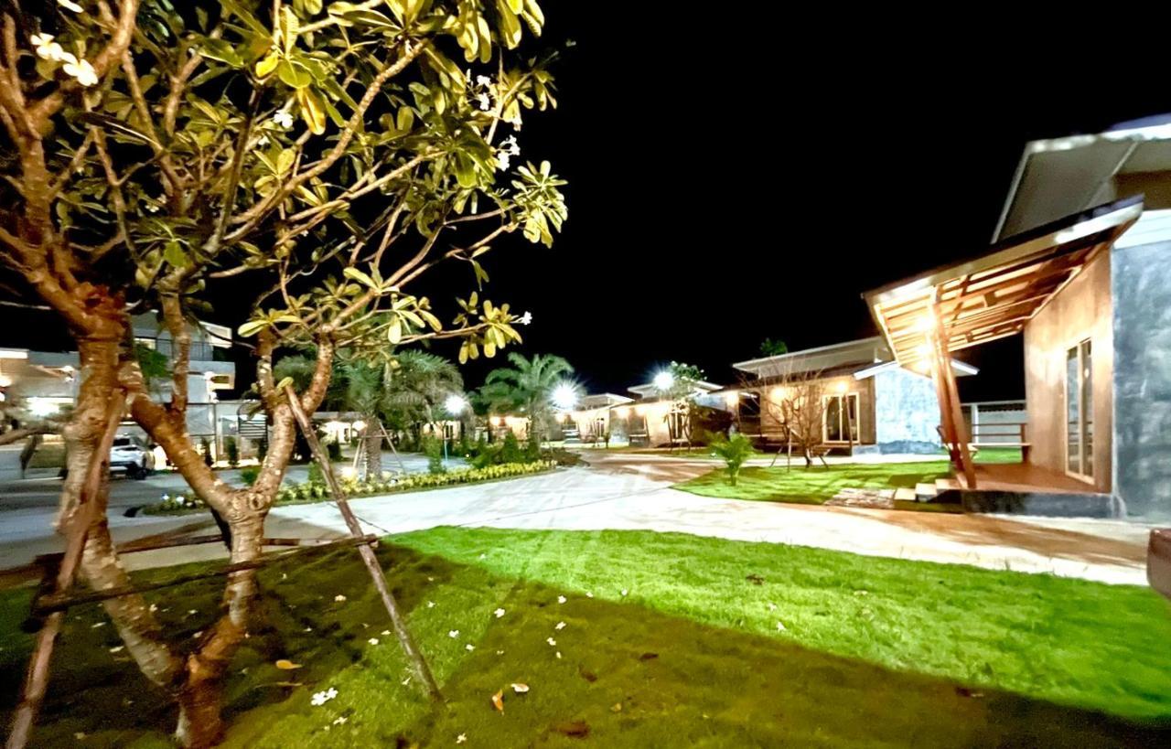 Farm View Resort @Uthai Thani ฟาร์มวิว รีสอร์ท อุทัยธานี Nong Khayang Exteriér fotografie