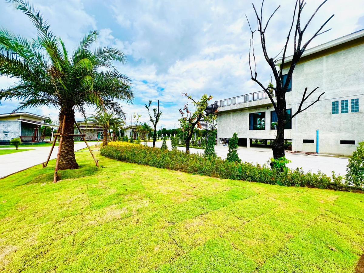 Farm View Resort @Uthai Thani ฟาร์มวิว รีสอร์ท อุทัยธานี Nong Khayang Exteriér fotografie