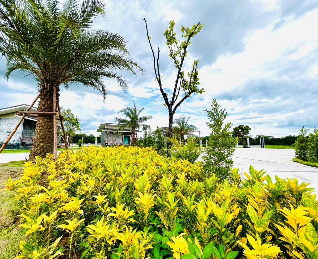 Farm View Resort @Uthai Thani ฟาร์มวิว รีสอร์ท อุทัยธานี Nong Khayang Exteriér fotografie