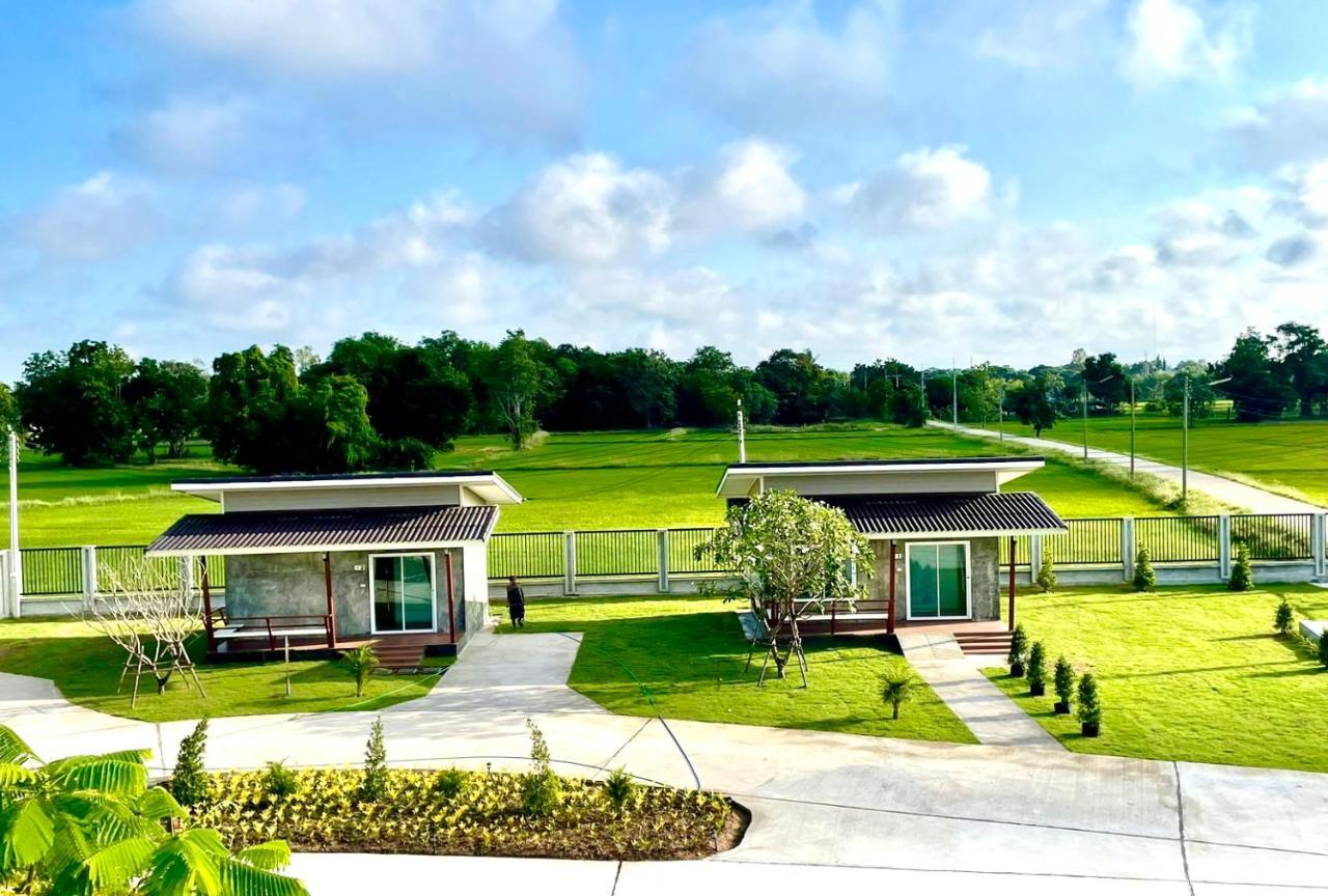 Farm View Resort @Uthai Thani ฟาร์มวิว รีสอร์ท อุทัยธานี Nong Khayang Exteriér fotografie